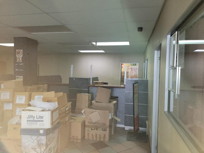 To Let commercial Property for Rent in Milnerton Central Western Cape